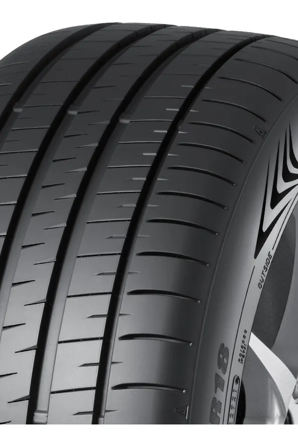 Dunlop SP Sport Maxx 060+ 225/40 R18 92Y XL